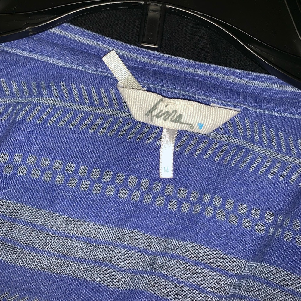 Patterned Light Weight Tee - Picture 2 of 3